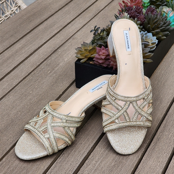 Alex Marie Shoes - Alex Marie Women's Saline Gold Shimmer Chain Rhinestone Dress Sandals Size 8